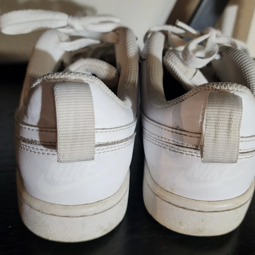 Nike‎ 5y